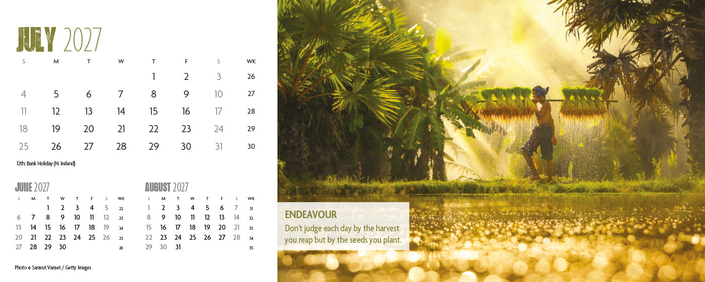 Earth Live Desk Calendar
